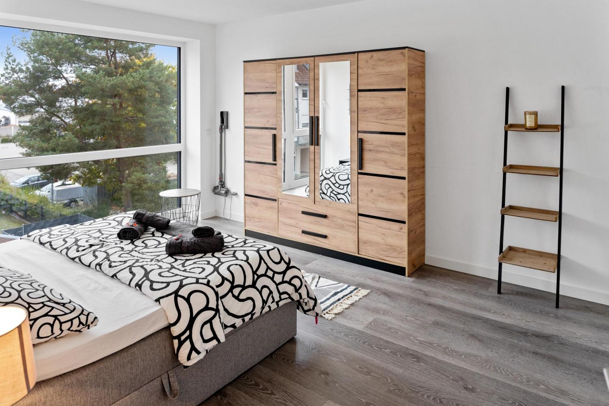 Modern Style Business Suite - Office - Kitchen - Balcony Herzogenaurach Exteriér fotografie