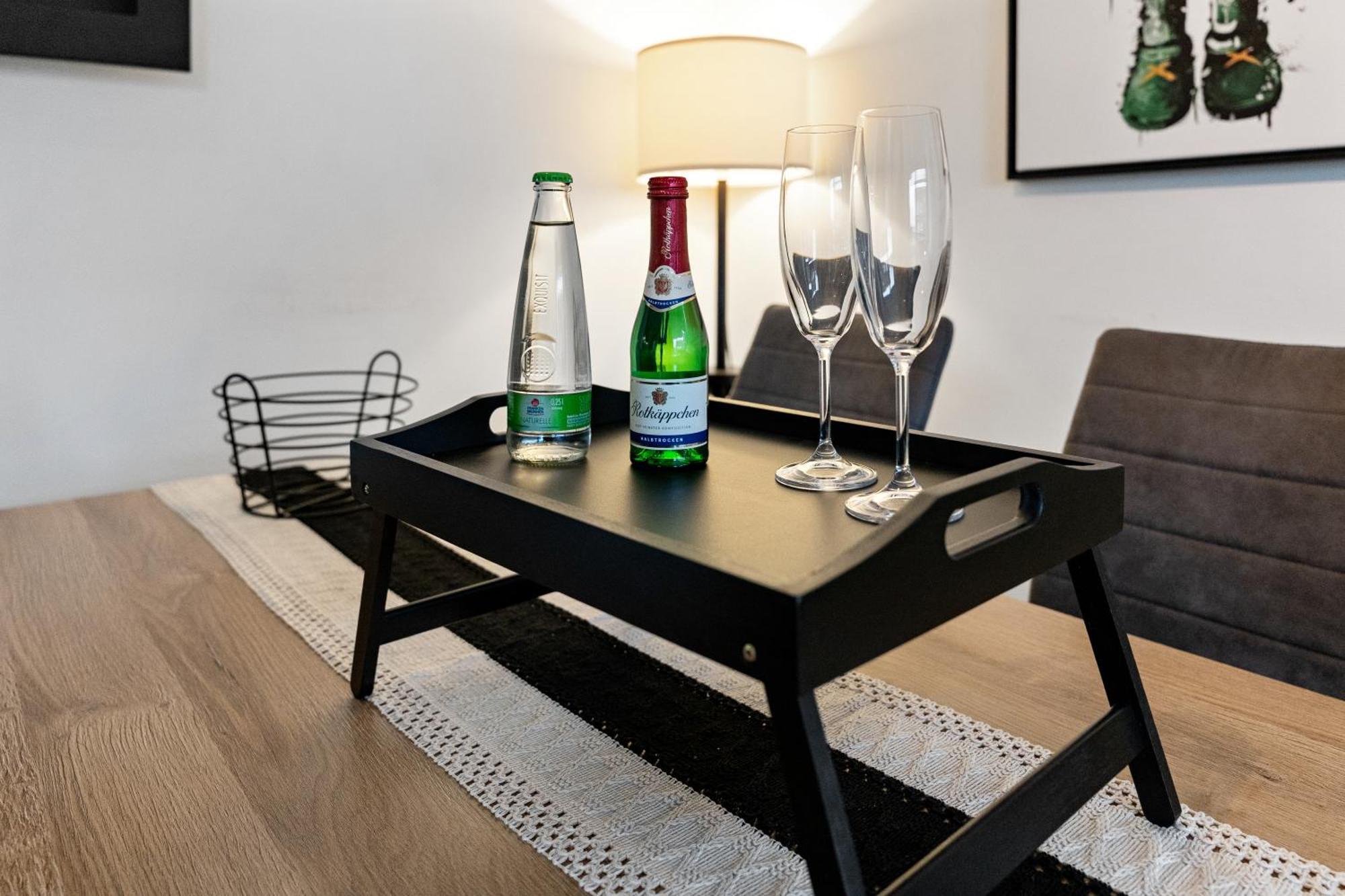 Modern Style Business Suite - Office - Kitchen - Balcony Herzogenaurach Exteriér fotografie