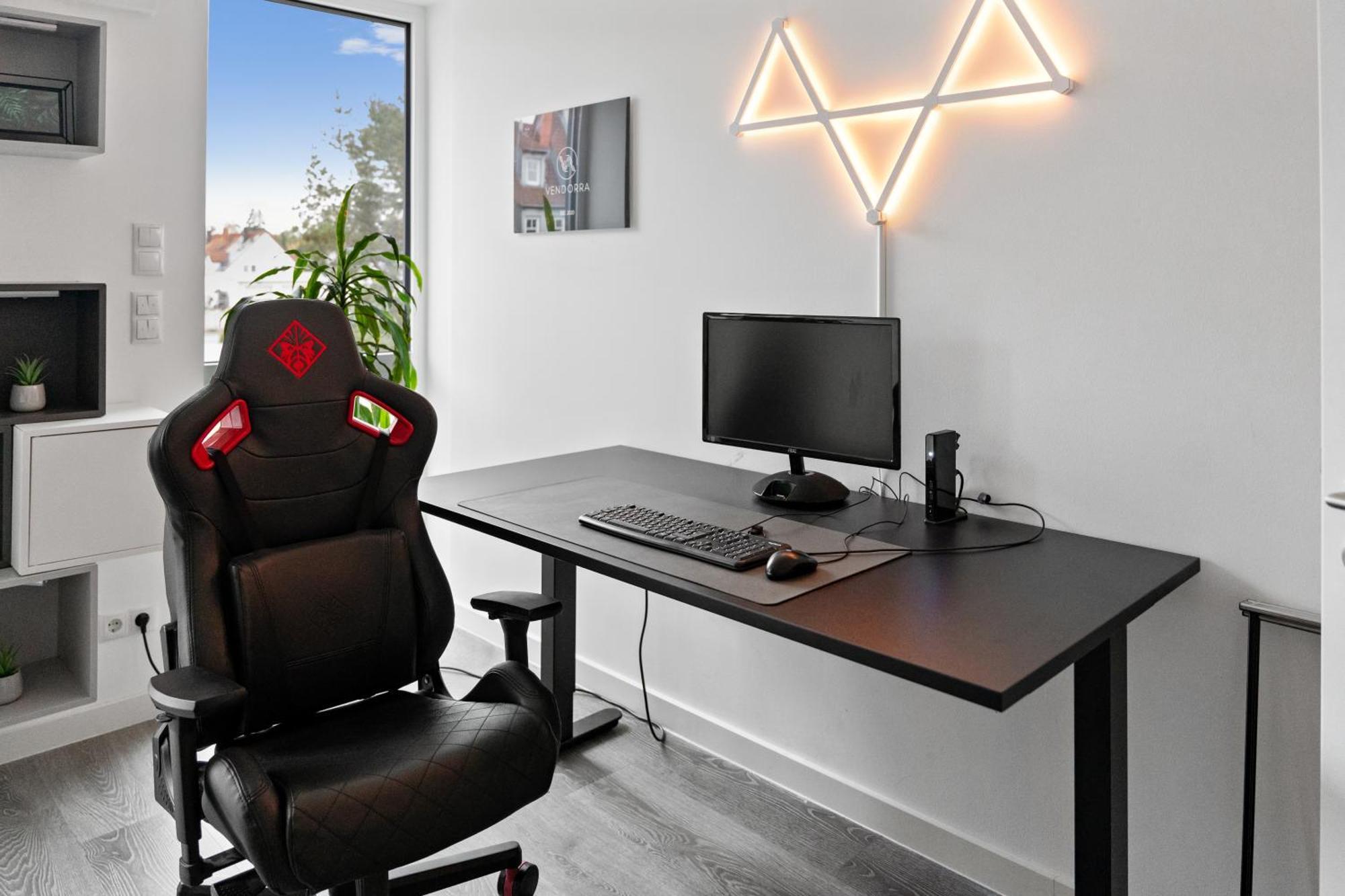 Modern Style Business Suite - Office - Kitchen - Balcony Herzogenaurach Exteriér fotografie