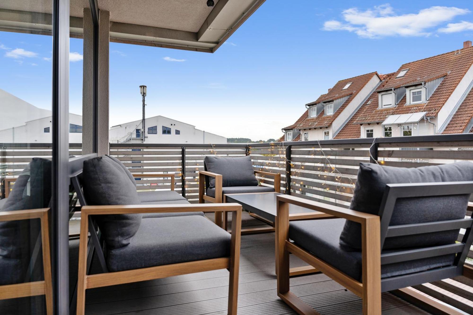 Modern Style Business Suite - Office - Kitchen - Balcony Herzogenaurach Exteriér fotografie